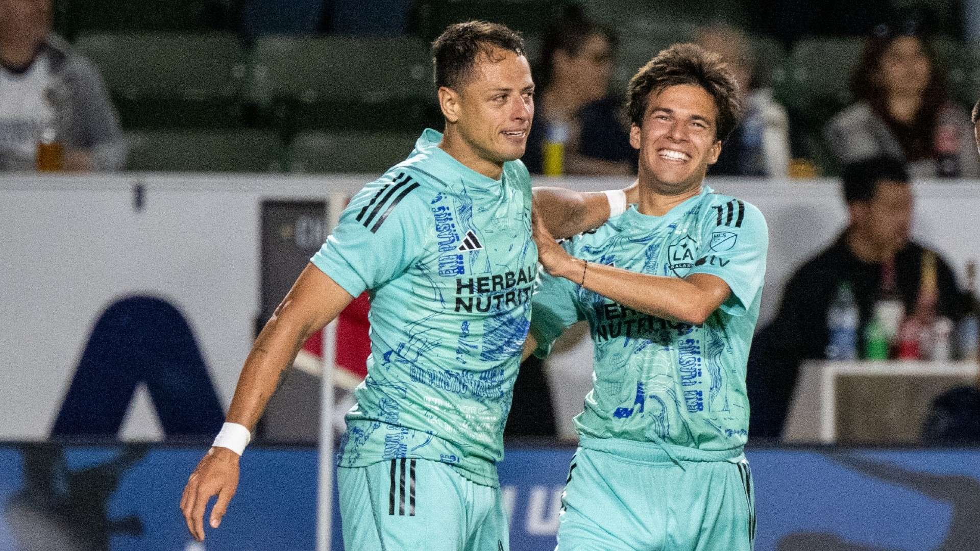 赞助商之间 赞助商之间